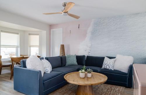 Vilano Beach Hotel | Haley's Court Boutique Motel