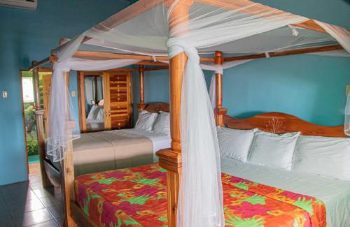 Little Bay Apartment | Relax at Haleys Paradise with Pool and Child-Friendly Fun