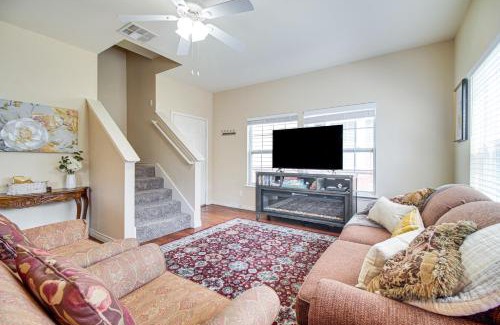 Afton House | Relax at Monkey Island Gem with Private Hot Tub & Pool