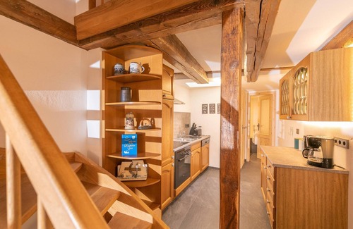 Wernigerode House | Villa-Duck-Dich: Family-Friendly Retreat with Kitchen Amenities