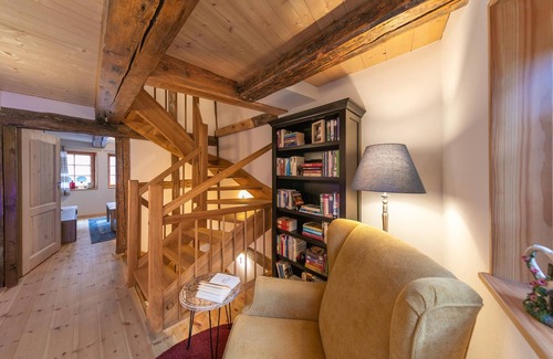 Wernigerode House | Villa-Duck-Dich: Family-Friendly Retreat with Kitchen Amenities