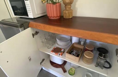 Halfway Creek Apartment | Pet-Friendly Halfway Creek Studio with Breakfast & Family Comfort