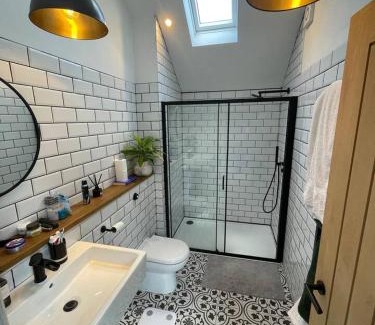 Claydon House | Pet-Friendly Hall Farm Cottage in Barham - Rated 10/10