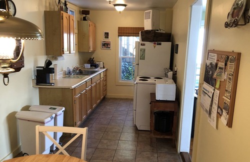 Town of Jerusalem Cottage | Experience Hall's Grape Escape - Lakefront Retreat Awaits