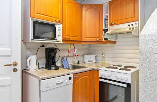 Kehys-Kainuu Apartment | Hallan Akka Apartments: Oceanfront Retreat with Pet-Friendly Perks