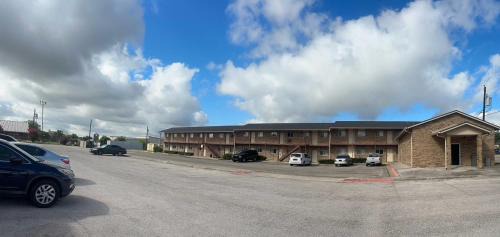Killeen Hotel | Hallmark Inn And Suites