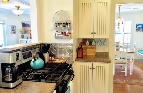 Gloucester House | Romantic Summerwind Cottage with Scenic Harbor Views