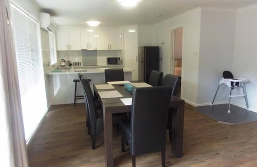 Halls Gap Cabin | Idyllic Halls Gap Valley Lodges with Spa & Family Amenities