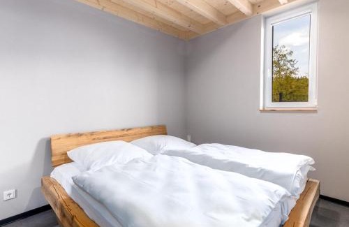 Hallschlag House | Cozy Bungalow in Hallschlag with Pet-Friendly Terrace
