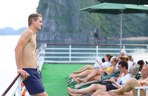 Hon Gai Boat Rental | Discover Halong Bay: 2-Day Deluxe Cruise Adventure
