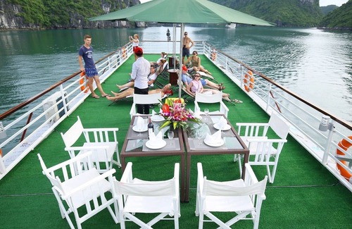 Hon Gai Boat Rental | Discover Halong Bay: 2-Day Deluxe Cruise Adventure
