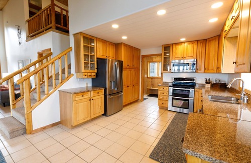 Tofte House | Unforgettable Views at Halsnoy Haven on Lake Superior