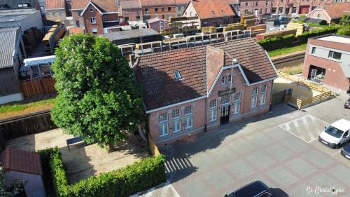 Vlamertinge House | Discover Halte St. Christophe: Family-Friendly Retreat