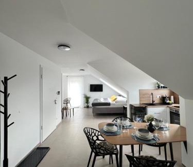 Kernstadt Apartment | Child-Friendly BnB Open Apartments in Pader-Stars