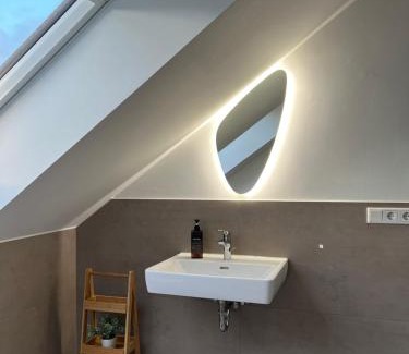 Kernstadt Apartment | Child-Friendly BnB Open Apartments in Pader-Stars