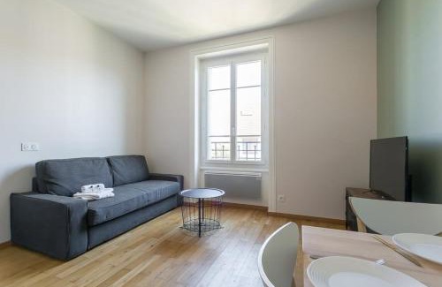 Jean Moulin - Marius Berliet Apartment | Comfortable Hamac Suites - Monplaisir Studio for Families