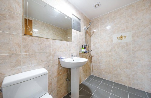 Haman Hotel | Eco-Friendly Comfort at Haman JM with Family Amenities