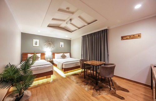 Haman Hotel | Eco-Friendly Comfort at Haman JM with Family Amenities