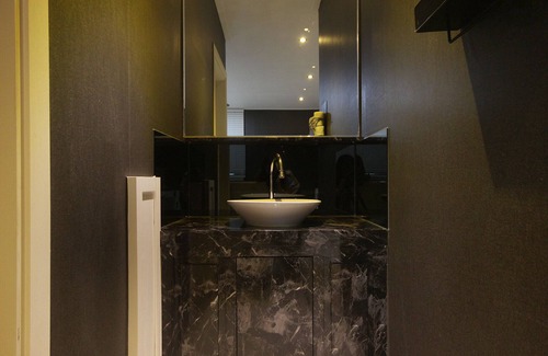 Haman Hotel | Eco-Friendly Haven: Haman The Moon with Breakfast & Hot Tub