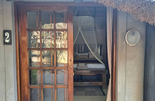 Musina Cabin | Top-Rated Hambana Lifestyle Lodge with Pool & Spa Access