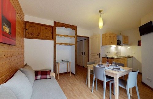 Orelle Apartment | Revitalize at Hameau 4: Spa & Pool Access for Relaxation