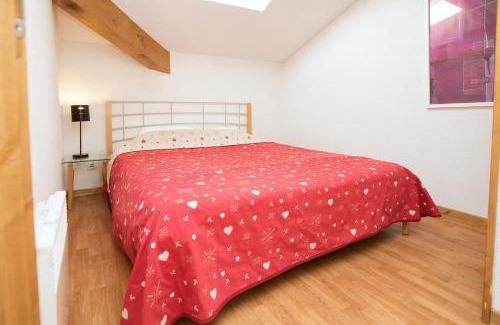 Orelle Apartment | Inviting Hameau 4 - Relaxing Spa & Pool Apartment for Families