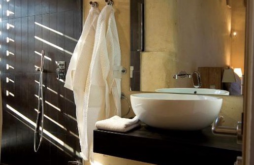 Vacheres House | Relaxing Getaway at Hameau de Pichovet - Pet Friendly Oasis