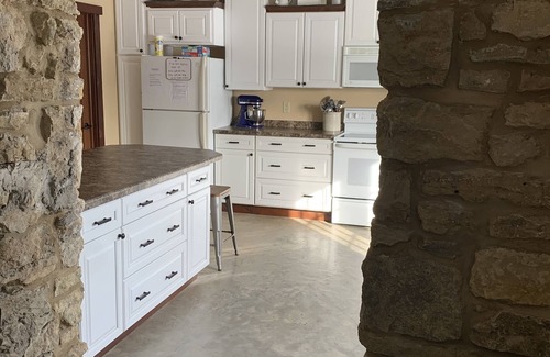 Darlington House | Top-Rated Hamilton Goebel House with Family-Friendly Amenities