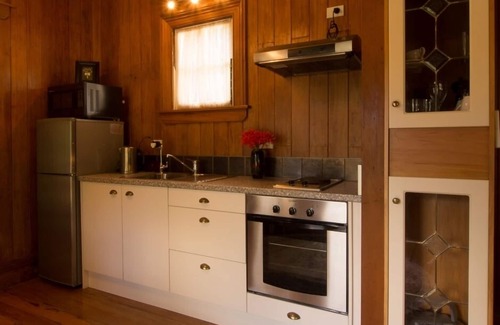 Glen Massey Cottage | Discover Hamilton Ngaruawahia Farm Stay Cottage Retreat