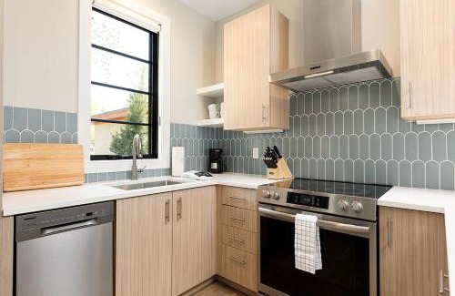 Traverse City Apartment | Hamilton Place - Lakestone Building - 3 units Sleeps 12