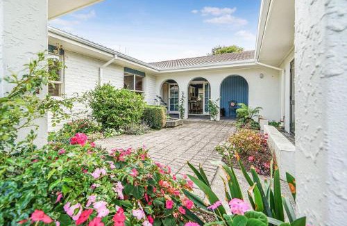 Hamilton Villa | Cozy 4-Bedroom Retreat with Pool & Sky Sports Access