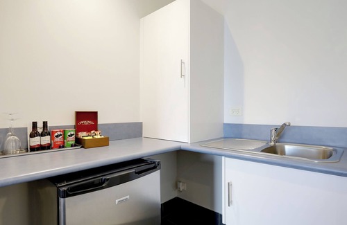 Hamilton Hotel | Hamilton Townhouse: Rated 9/10 with Family-Friendly Amenities