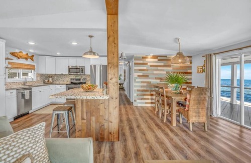 Little Torch Key House | Relax at Hammock Bay with Ocean Views and Spa Amenities