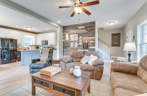 Murphy House | Inviting Creekside Murphy Retreat: Cozy Fireplace & Views