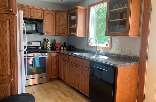 Hammondsport Apartment | Discover Hammondsport's Vibrant Walkable Village Retreat