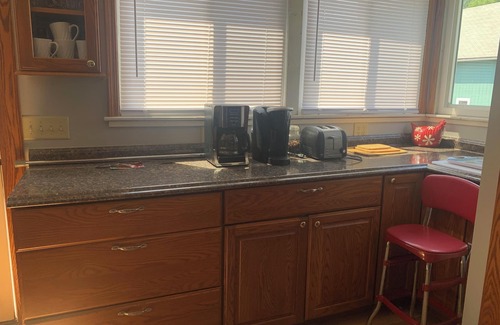 Hammondsport Apartment | Discover Hammondsport's Vibrant Walkable Village Retreat