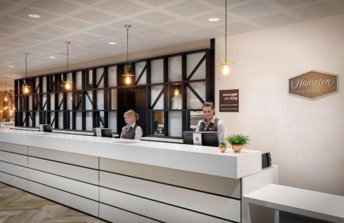 Lulsgate Bottom Hotel | Pet-Friendly Retreat at Hampton By Hilton Bristol Airport