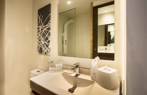 David Hotel | Top-Rated Hampton by Hilton David with Spa & Breakfast