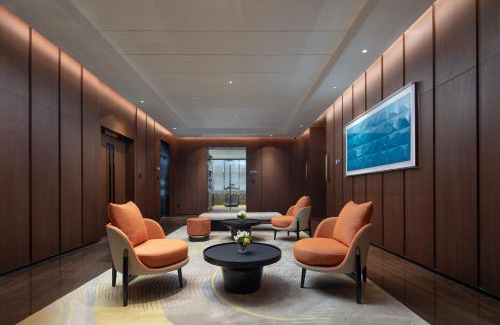 Zengcheng Hotel | Discover Hilton by Hampton Guangzhou Xintang: 5-Star Comfort