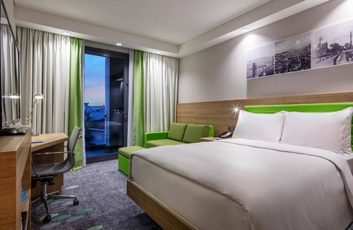 Zeytinburnu Hotel | Top-Rated Hampton by Hilton Istanbul Zeytinburnu Awaits You