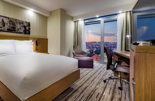 Bakırkoy Hotel | Discover Hampton by Hilton Istanbul Atakoy - Family-Friendly Stay