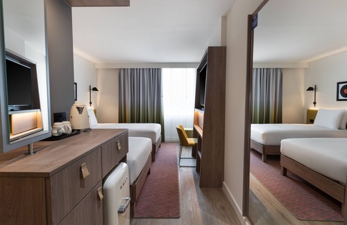 Konstanz Hotel | Comfortable Stay at Hampton by Hilton Konstanz with Dining
