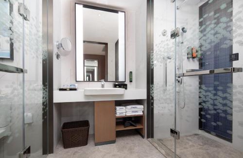 Shenzhen Hotel | Hampton by Hilton Shenzhen Longgang Yonghu