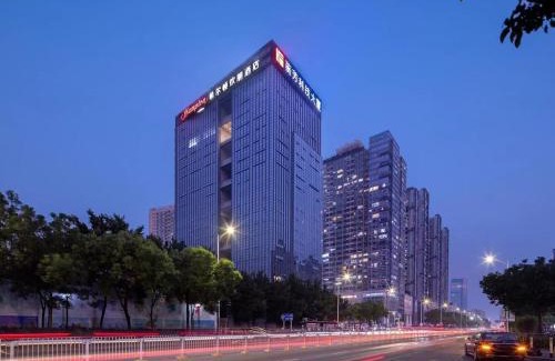 Bao'an Hotel | Inviting Stay at Hampton by Hilton Shenzhen Baoan Stadium