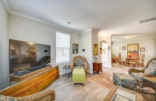 Hampton Apartment | Hampton Condo: Premier Stay Near Beautiful Beaches!