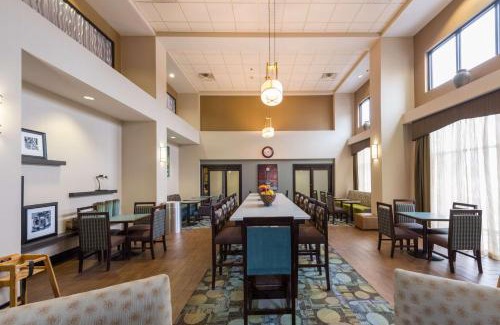 Jamestown Hotel | Discover Comfort at Hampton Inn and Suites Jamestown