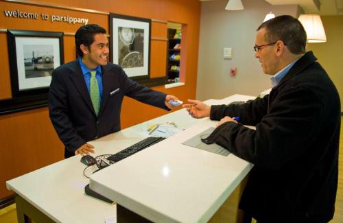 Mount Tabor Hotel | Welcoming Hampton Inn and Suites Parsippany/North Escape