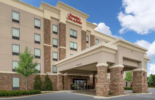 Roanoke Hotel | Convenient Stay at Hampton Inn and Suites Roanoke Airport