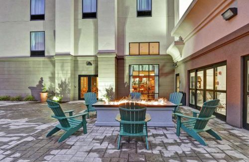 New Hartford Hotel | Discover Comfort at Hampton Inn and Suites New Hartford