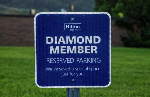 Cannonsburg Hotel | Comfortable Stay at Hampton Inn Ashland with Great Amenities